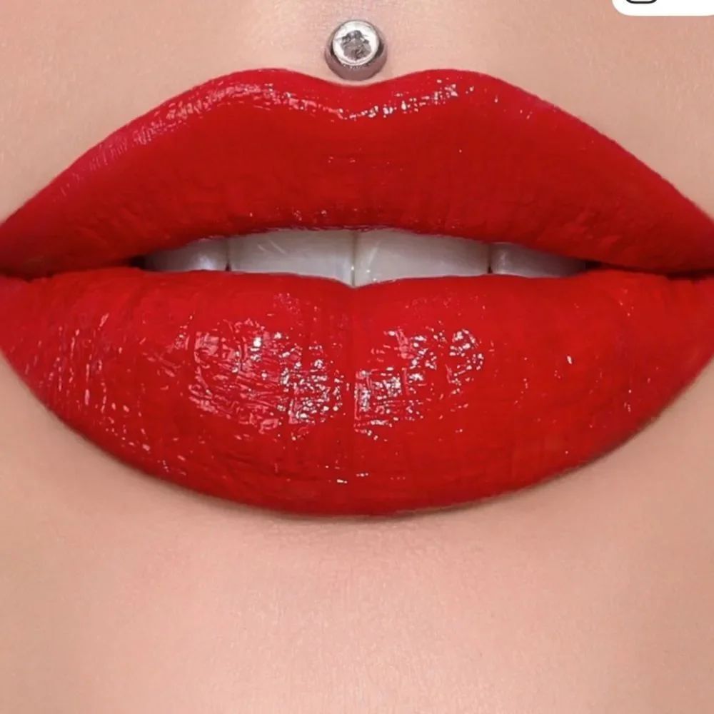 Jeffree Star Velvet Trap Lipstick Red Affair NIB